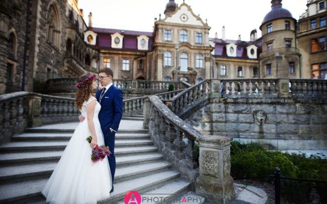 Plener ślubny na zamku w Mosznej.